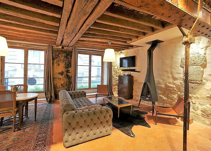 Beautiful In Historical Marais Apartman