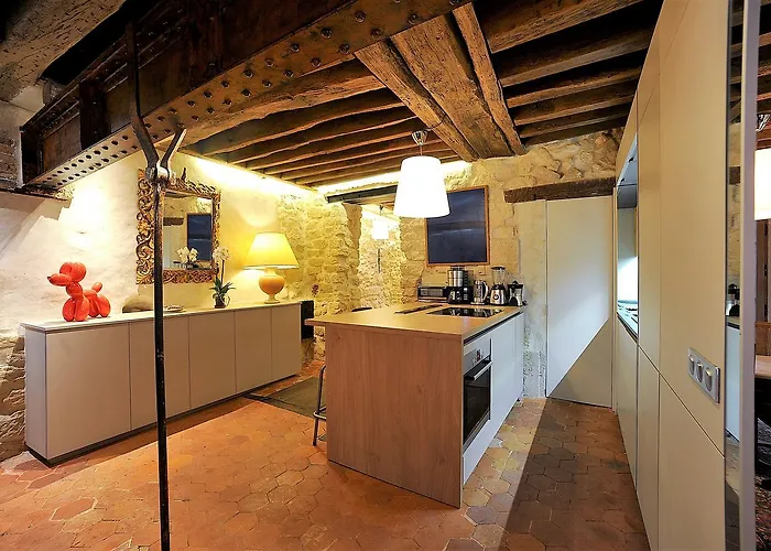 Apartman Beautiful In Historical Marais *