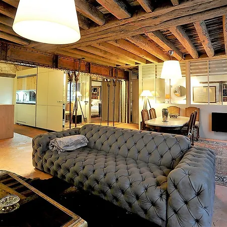 Appartamento Beautiful In Historical Marais