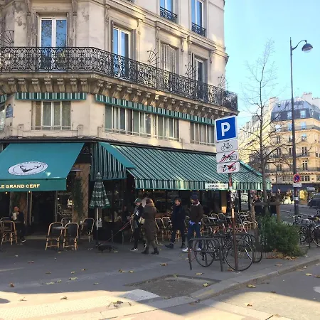 Apartment Beautiful In Historical Marais