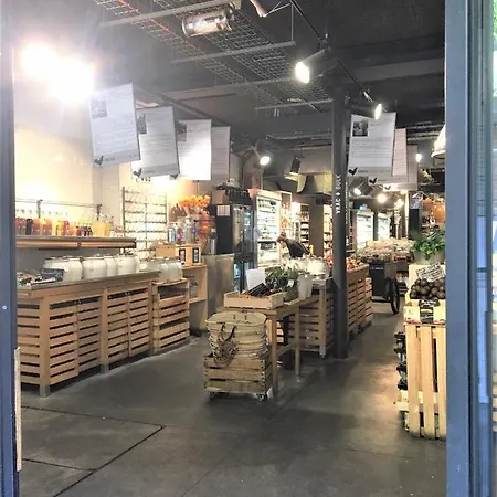 Apartment Beautiful In Historical Marais